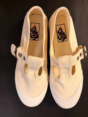 VANS Mary Jane Buckle Strap Skater Shoes